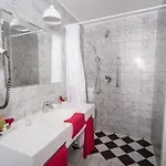 Belle Vue - Hotel... Фольках