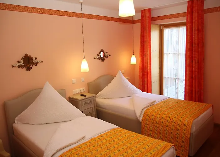 Belle Vue - Hotel... Volkach